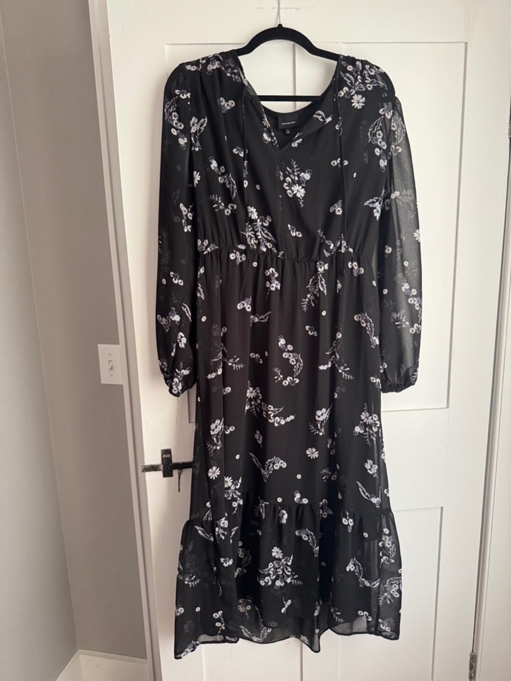Who What Wear Black and White Floral Maxi Dress